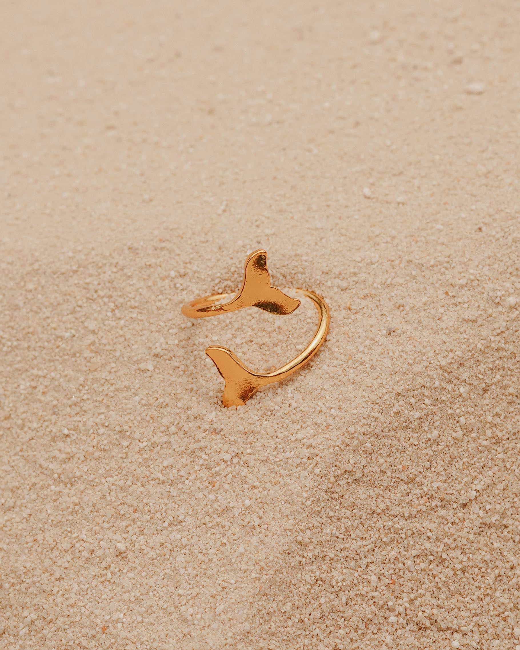 Anillo Susurro del Alma - Ajustable en bronce con baño de oro 24k