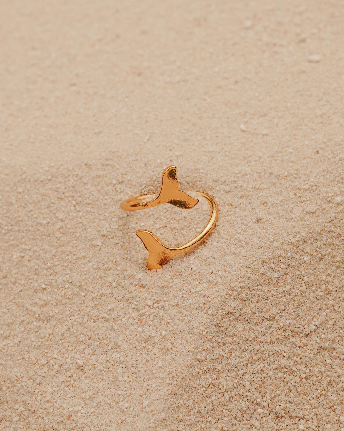 Anillo Susurro del Alma - Ajustable en bronce con baño de oro 24k