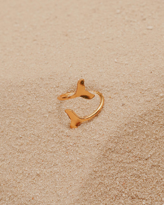 Anillo Susurro del Alma - Ajustable en bronce con baño de oro 24k